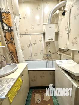 2-к квартира, вторичка, 50м2, 1/4 этаж