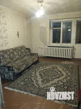 2-к квартира, вторичка, 42м2, 1/9 этаж