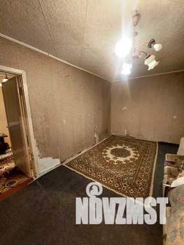 2-к квартира, вторичка, 45м2, 1/4 этаж