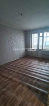 2-к квартира, вторичка, 45м2, 1/9 этаж