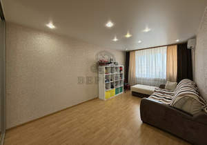 2-к квартира, вторичка, 43м2, 9/9 этаж