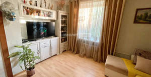 3-к квартира, вторичка, 55м2, 1/4 этаж