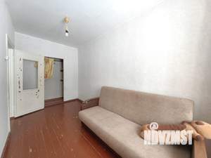 2-к квартира, вторичка, 45м2, 1/4 этаж