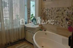 4-к квартира, вторичка, 94м2, 2/5 этаж