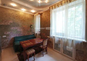 4-к квартира, вторичка, 95м2, 4/4 этаж