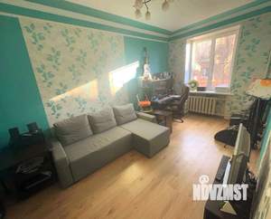 2-к квартира, вторичка, 47м2, 1/4 этаж