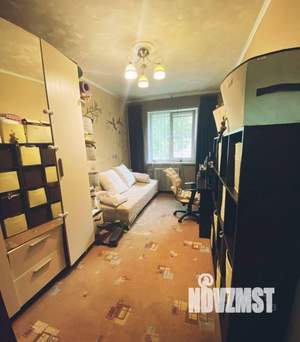 2-к квартира, вторичка, 43м2, 1/5 этаж