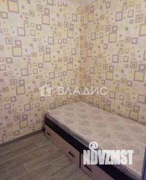 2-к квартира, вторичка, 43м2, 1/4 этаж