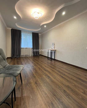 2-к квартира, вторичка, 42м2, 1/5 этаж