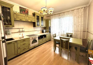 2-к квартира, вторичка, 76м2, 7/17 этаж