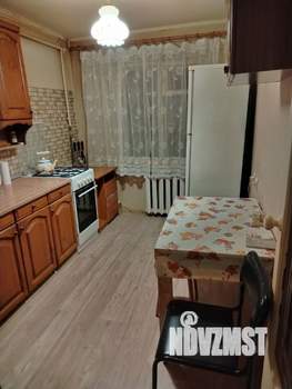 2-к квартира, вторичка, 52м2, 1/9 этаж