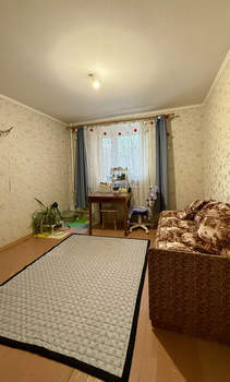 3-к квартира, вторичка, 70м2, 1/9 этаж