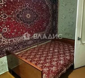 2-к квартира, вторичка, 42м2, 3/5 этаж