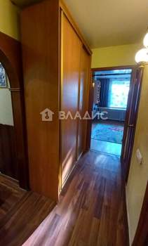 3-к квартира, вторичка, 65м2, 1/9 этаж