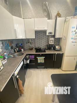 2-к квартира, вторичка, 54м2, 1/5 этаж