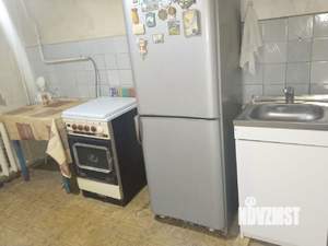 2-к квартира, вторичка, 42м2, 1/9 этаж