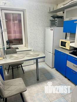 2-к квартира, вторичка, 52м2, 1/9 этаж