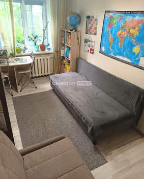 2-к квартира, вторичка, 43м2, 1/4 этаж