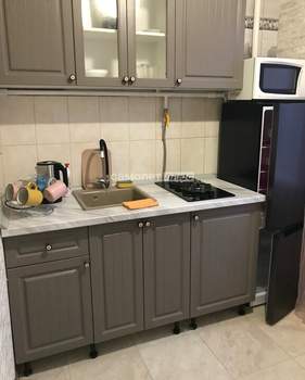 2-к квартира, вторичка, 47м2, 1/4 этаж