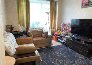 2-к квартира, вторичка, 50м2, 1/4 этаж