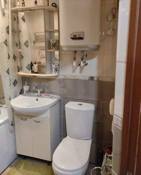 3-к квартира, вторичка, 62м2, 5/5 этаж