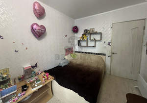 3-к квартира, вторичка, 58м2, 1/9 этаж
