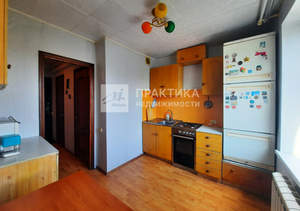 2-к квартира, вторичка, 50м2, 9/9 этаж