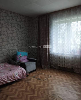 3-к квартира, вторичка, 70м2, 1/2 этаж