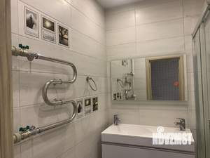 2-к квартира, вторичка, 68м2, 2/15 этаж