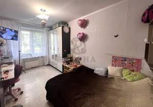 3-к квартира, вторичка, 58м2, 1/9 этаж