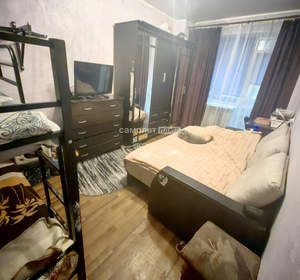 2-к квартира, вторичка, 50м2, 1/4 этаж