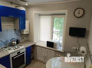 2-к квартира, вторичка, 43м2, 1/4 этаж