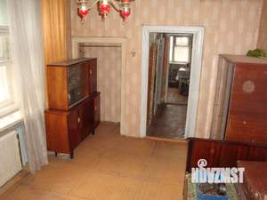 2-к квартира, вторичка, 60м2, 1/5 этаж