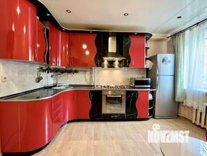 2-к квартира, вторичка, 62м2, 1/4 этаж