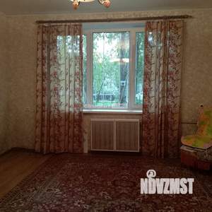 2-к квартира, вторичка, 49м2, 1/4 этаж