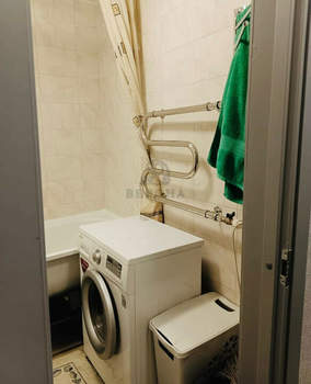 2-к квартира, вторичка, 43м2, 1/4 этаж