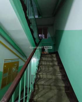 2-к квартира, вторичка, 47м2, 1/4 этаж