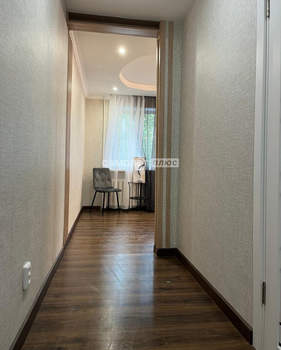 2-к квартира, вторичка, 42м2, 1/5 этаж