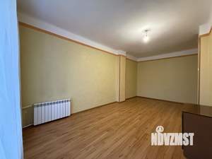 2-к квартира, вторичка, 60м2, 4/4 этаж