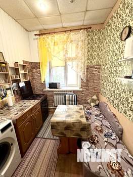 2-к квартира, вторичка, 42м2, 1/2 этаж