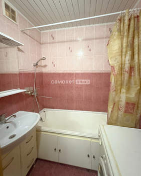 3-к квартира, вторичка, 63м2, 5/9 этаж