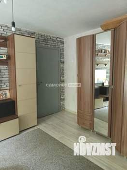 2-к квартира, вторичка, 43м2, 1/4 этаж