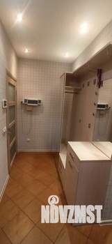 2-к квартира, вторичка, 68м2, 2/15 этаж