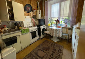 2-к квартира, вторичка, 50м2, 1/4 этаж